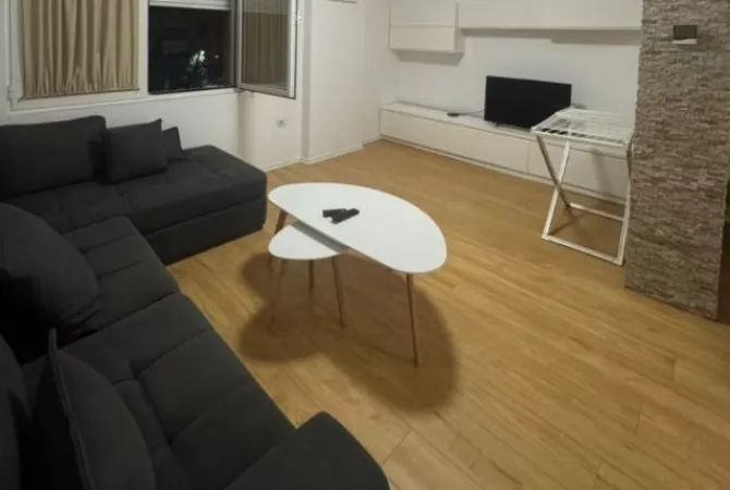 Shtepi me qera 1+1 ne Tirane - 600 Euro