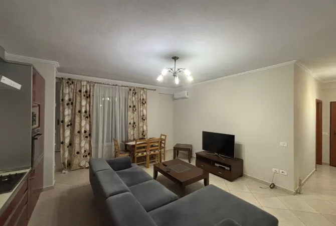 Shtepi me qera 2+1 ne Tirane - 600 Euro