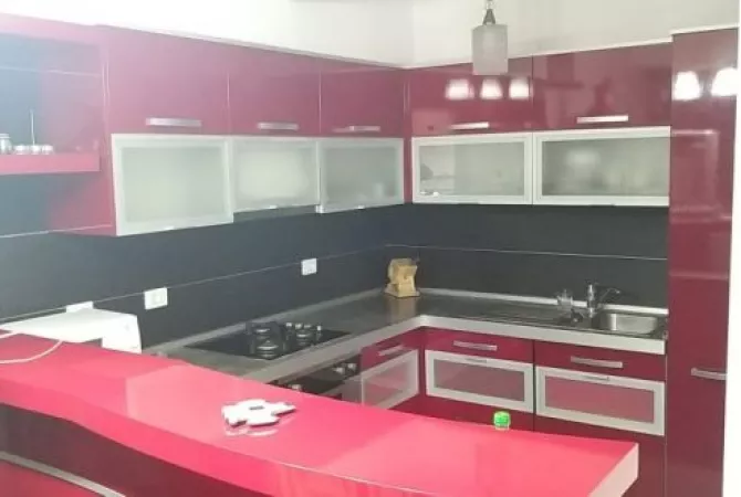Shtepi me qera 3+1 ne Tirane - 800 Euro