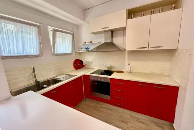 Shtepi me qera 2+1 ne Tirane - 600 Euro