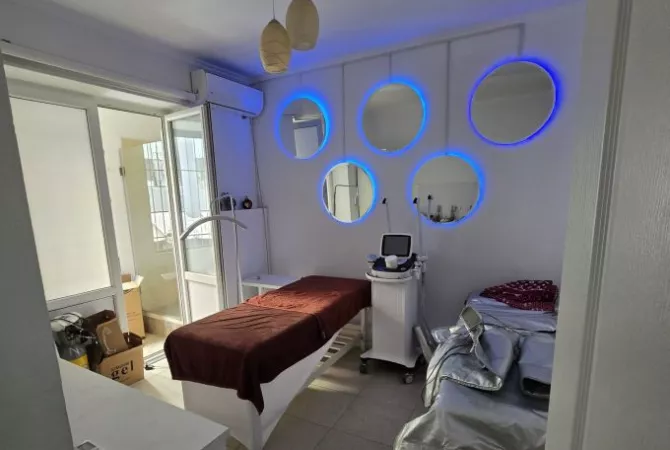 Ambient biznesi me qera 3+1 ne Tirane - 800 Euro