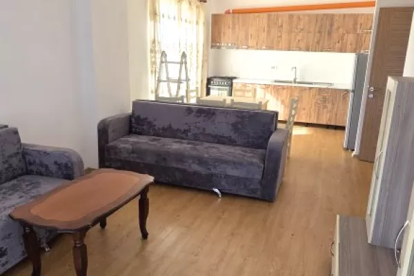 Shtepi me qera 3+1 ne Tirane - 450 Euro