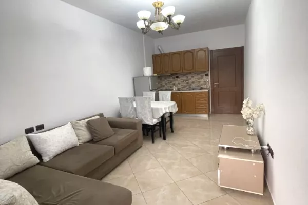 Casa in affitto 2+1 a Tirana - 450 Euro