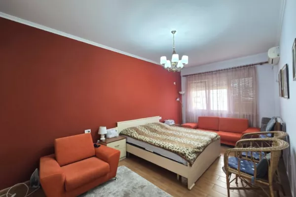 Shtepi me qera 1+1 ne Tirane - 600 Euro