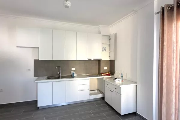 Casa in affitto 2+1 a Tirana - 450 Euro