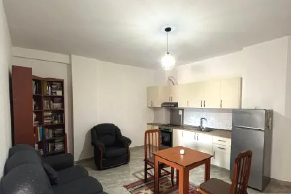 Casa in affitto 1+1 a Tirana - 480 Euro