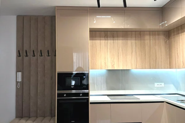 Shtepi me qera 1+1 ne Tirane - 530 Euro