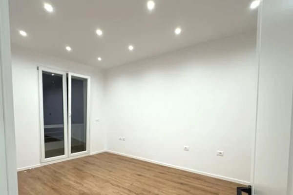 Shtepi ne shitje 2+1 ne Tirane - 168,000 Euro