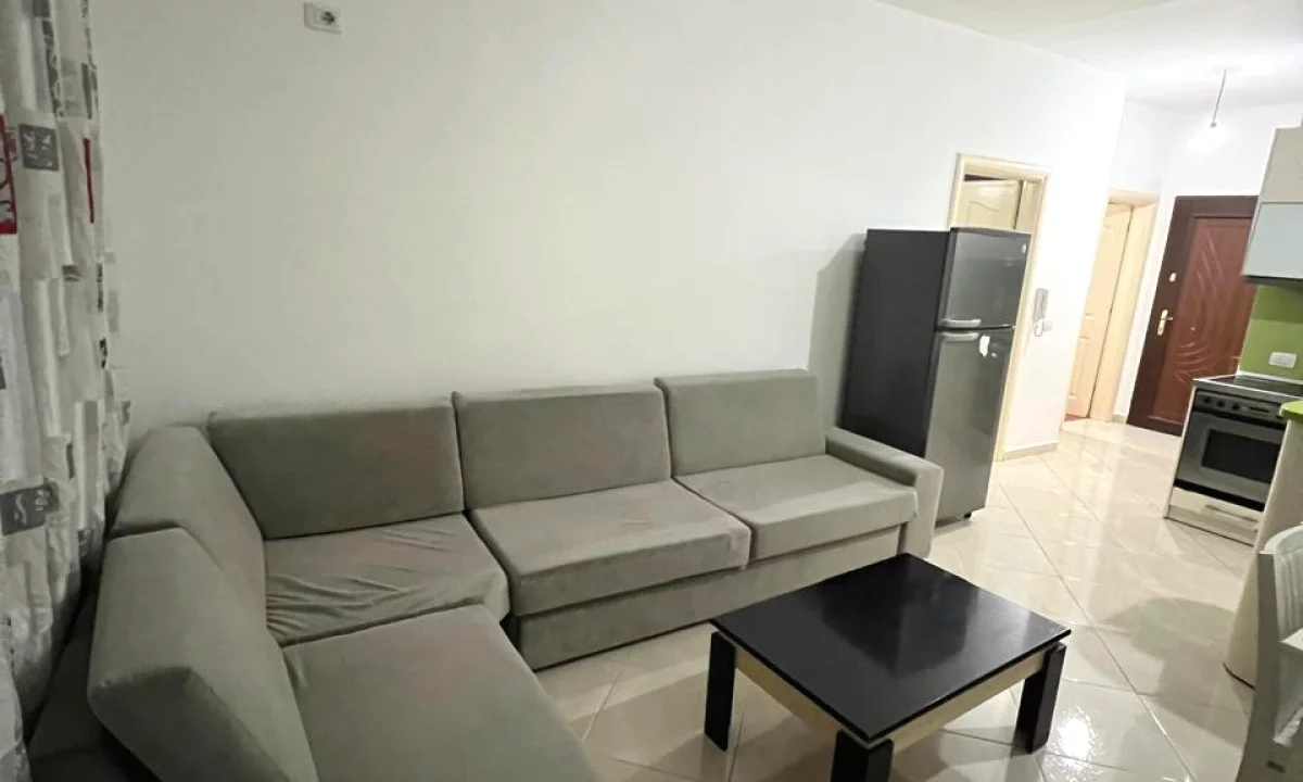 Shtepi me qera Apartament ne Tirane, 1+1, Mobilimi E mobiluar, Pagesa 370  Euro.