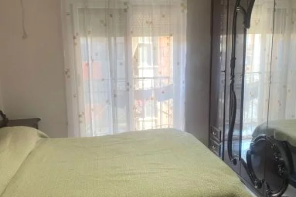 Shtepi me qera 1+1 ne Tirane - 500 Euro