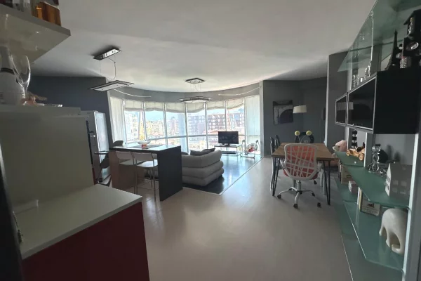 Shtepi me qera 2+1 ne Tirane - 800 Euro