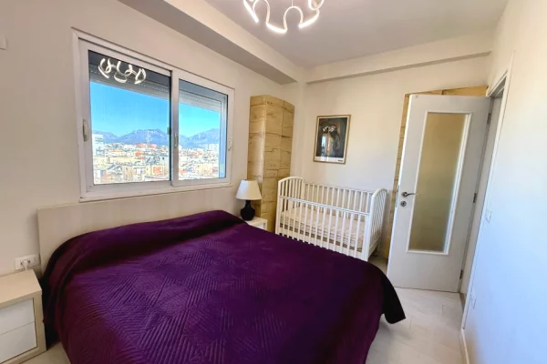 Shtepi ne shitje 1+1 ne Tirane - 130,000 Euro