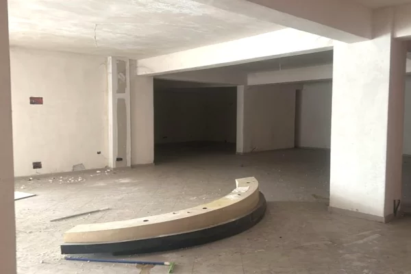 Ambient biznesi ne shitje 3+1 ne Tirane - 289,000 Euro