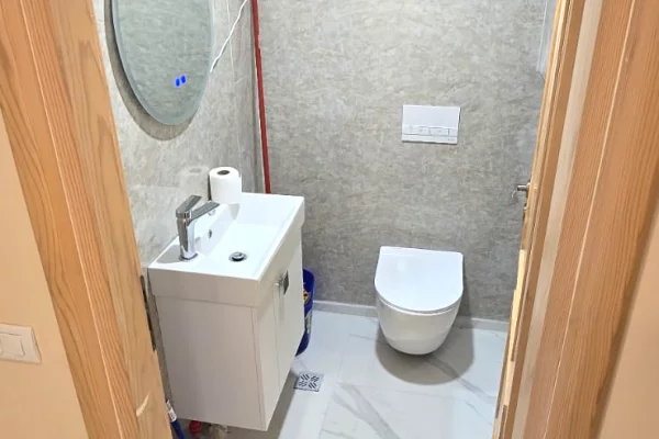 Ambient biznesi ne shitje 1+1 ne Tirane - 80,000 Euro