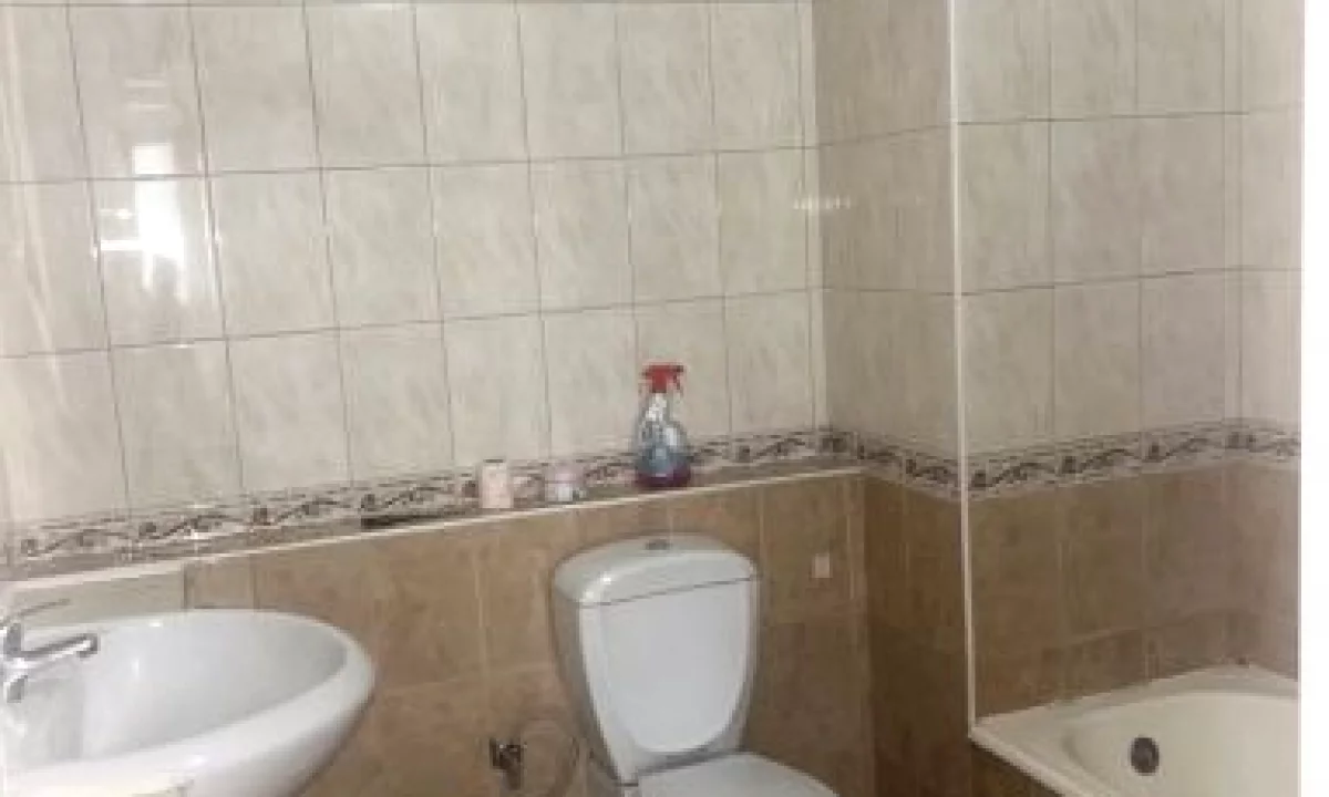 Shtepi me qera Apartament ne Tirane, 2+1, Mobilimi E mobiluar, Pagesa 500  Euro.