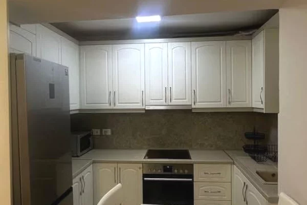 Jepet apartament 1+1 me qira tek Spitali Nene Tereza , Spitali QSUT .