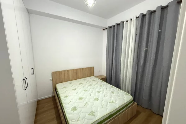 Shtepi me qera 1+1 ne Tirane - 400 Euro