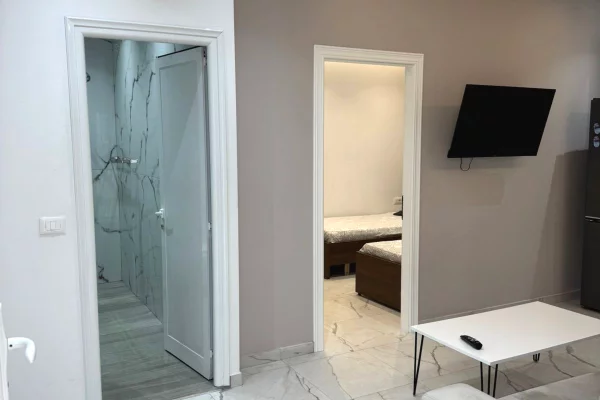 Shtepi me qera 1+1 ne Tirane - 450 Euro