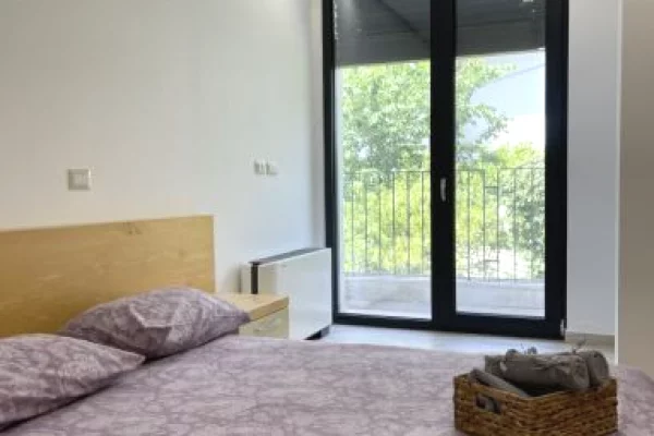 Shtepi me qera 2+1 ne Tirane - 500 Euro