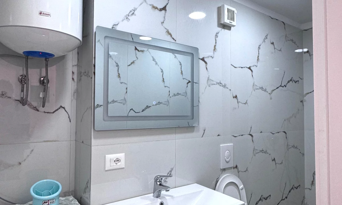 Shtepi ne shitje Apartament ne Tirane, 2+1, Mobilimi E mobiluar, Pagesa 139,000  Euro.