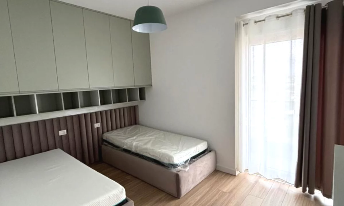 Shtepi me qera Apartament ne Tirane, 2+1, Mobilimi E mobiluar, Pagesa 700  Euro.