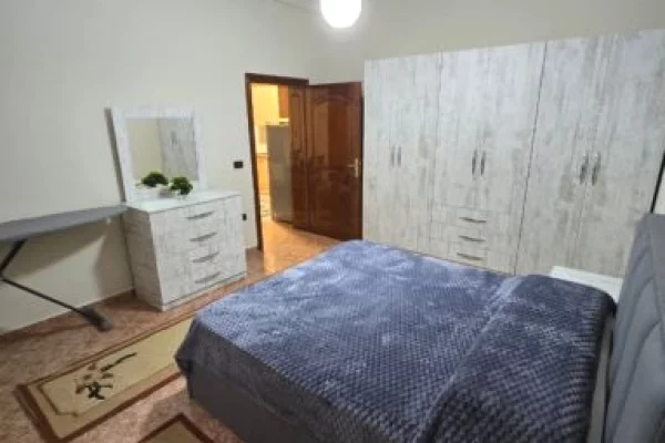 Shtepi me qera 1+1 ne Tirane - 450 Euro