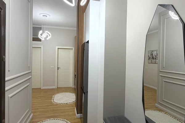 Shitet Apartament 1+1 ne AStir , prane Vila L .