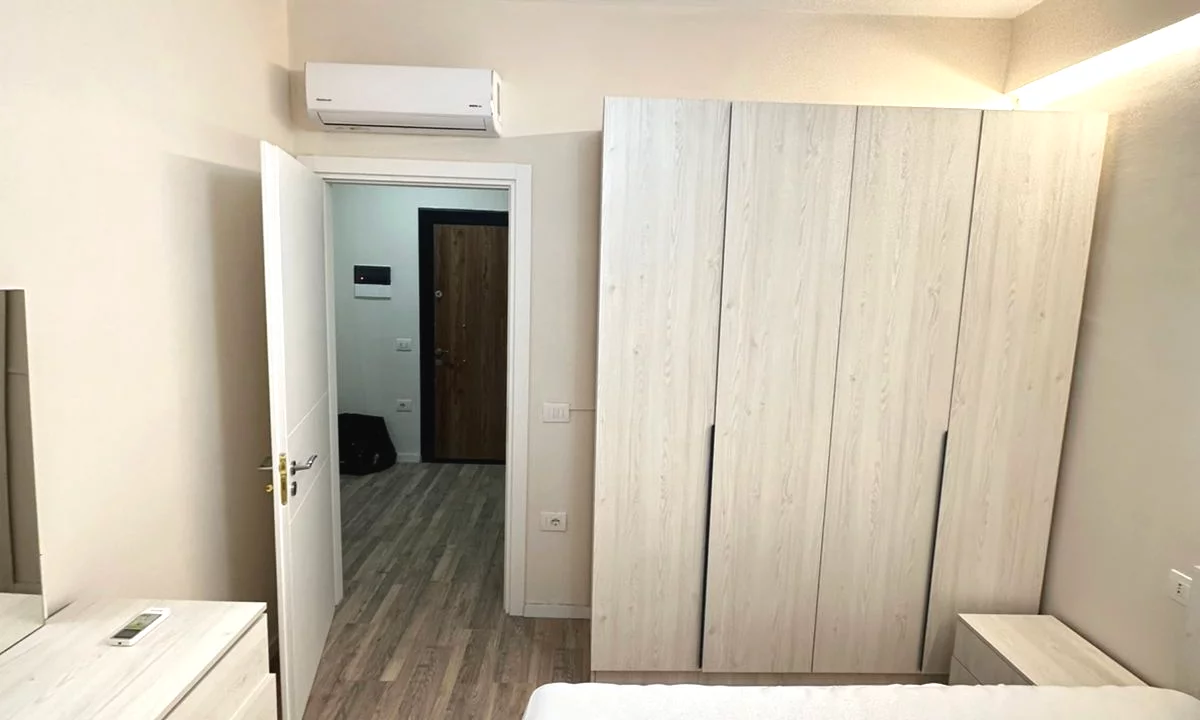 Appartamento in affitto a Tirana 1+1, Arredato