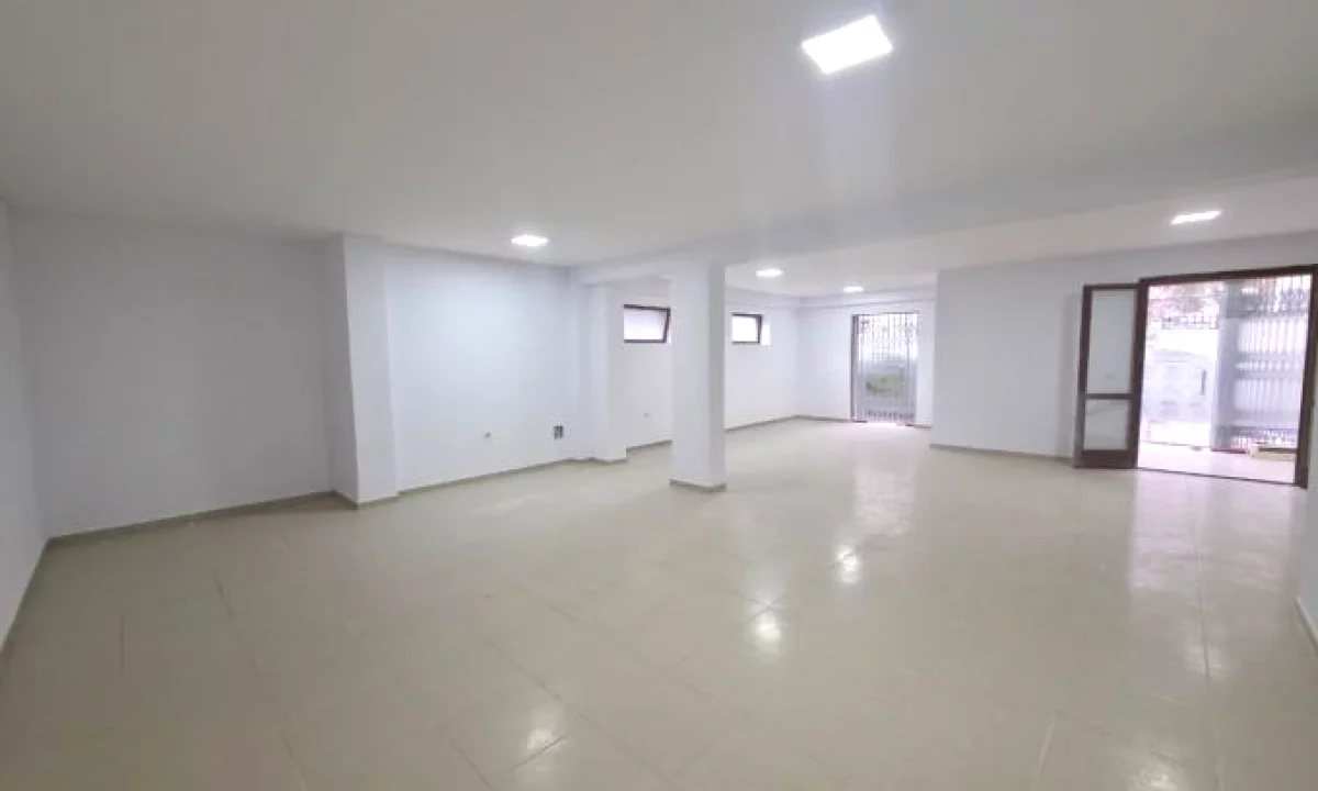 Jepet me qira ambient biznesi, ne Selite .