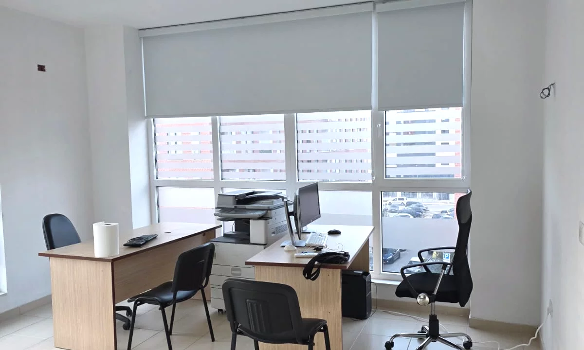 Jepet ambient biznesi me qira 1+1 tek Bulevardi i Ri , Ish Stacioni i Trenit .