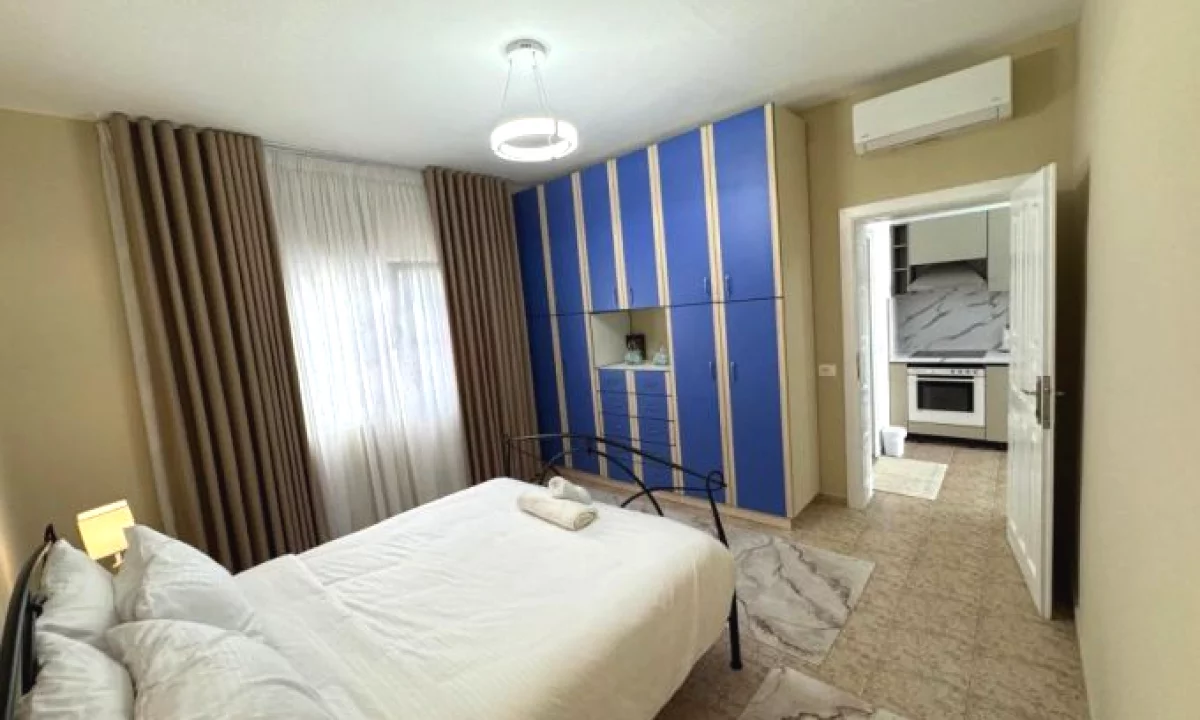 Shtepi me qera Apartament ne Tirane, 1+1, Mobilimi E mobiluar, Pagesa 500  Euro.