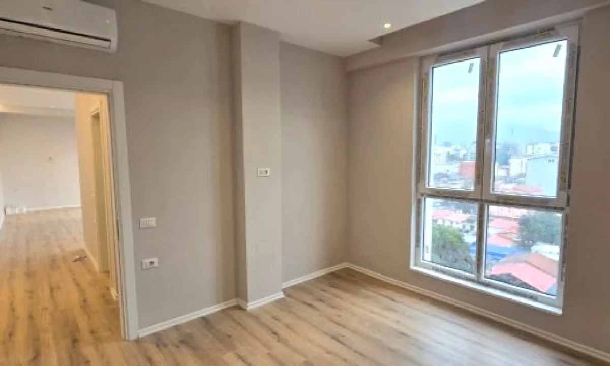 Jepet apartament 1+1 me qira, tek White Cloud, Komuna E Parisit .