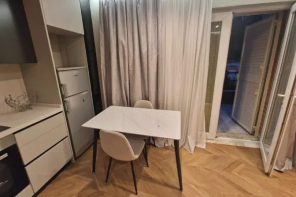 House for Rent 1+1 in Tirana - 800 Euro
