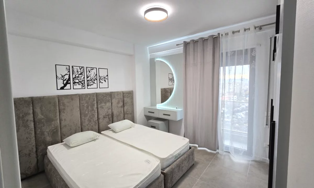 Shtepi me qera Apartament ne Tirane, 1+1, Mobilimi E mobiluar, Pagesa 550  Euro.