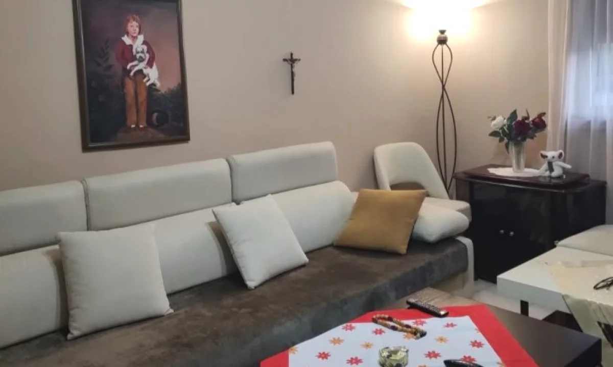 Attic (top floor of the roof) for sale in Tirana 2+1, Furnished