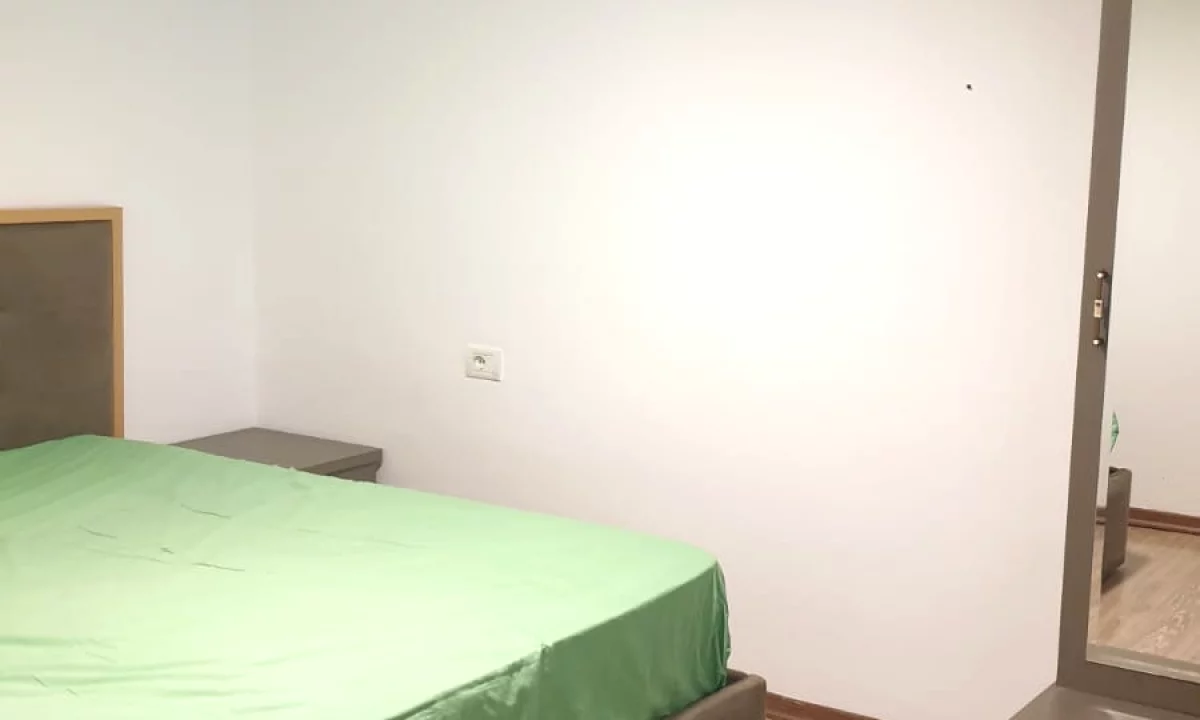 Shtepi me qera Duplex(shtepi me 2 kate) ne Tirane, 2+1, Mobilimi E mobiluar, Pagesa 450  Euro.