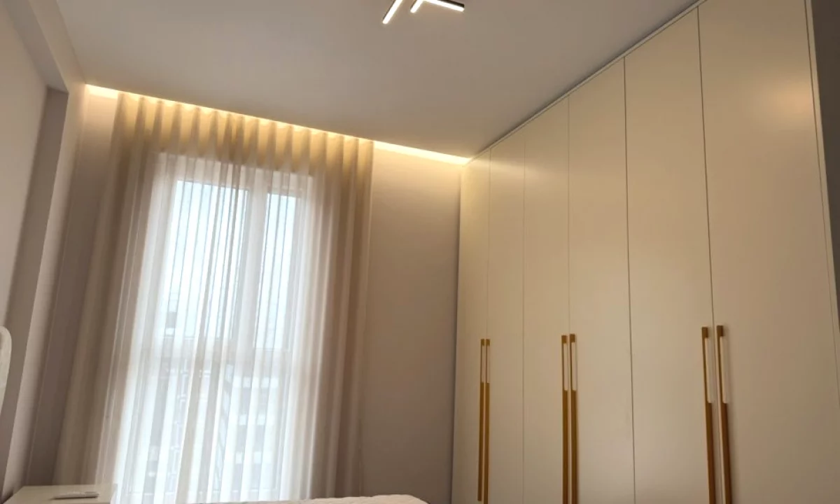 Shtepi me qera Apartament ne Tirane, 2+1, Mobilimi E mobiluar, Pagesa 930  Euro.