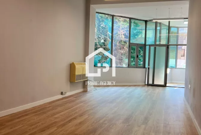 Ambjent biznesi me qera 1+1 ne Tirane - 2,000 Euro
