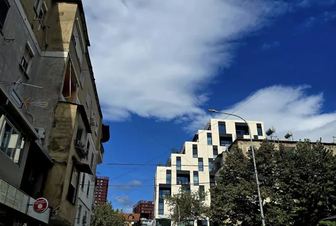 Business Property for Rent 1+1 in Tirana - 40,000 Leke