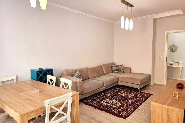 Shtepi ne shitje 2+1 ne Tirane - 270,000 Euro