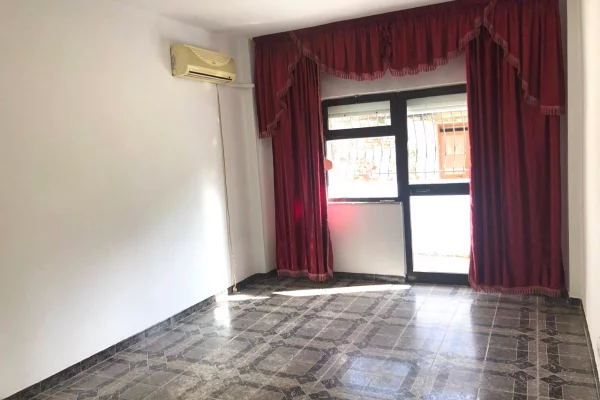 Shtepi me qera 3+1 ne Tirane - 650 Euro