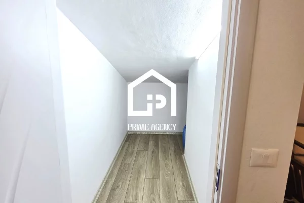 Shtepi ne shitje Apartament ne Pogradec, 1+1, Mobilimi E mobiluar, Pagesa 100,000  Euro.