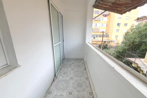 Shtepi me qera Apartament ne Tirane, 1+1, Mobilimi E mobiluar, Pagesa 45,000  Leke.