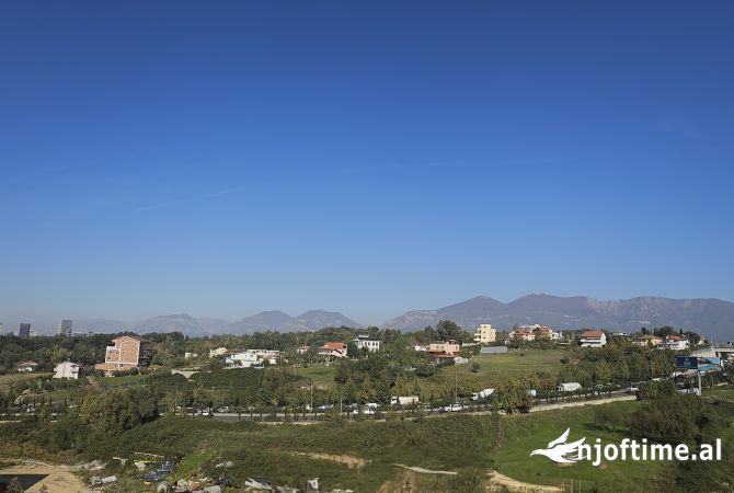 Shtepi ne shitje Apartament ne Tirane, 1+1, Mobilimi Bosh, pa mobiluar, Pagesa 140,000  Euro.