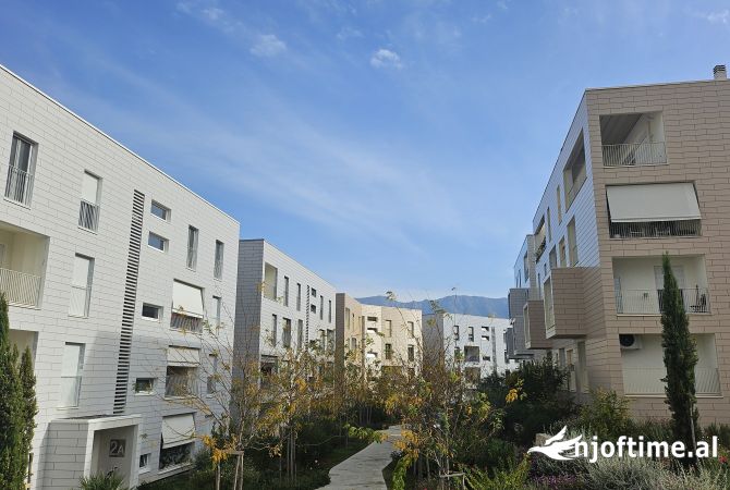 Shtepi ne shitje Apartament ne Tirane, 1+1, Mobilimi Bosh, pa mobiluar, Pagesa 140,000  Euro.