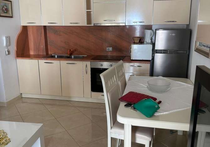 Shtepi me qera 1+1 ne Vlore - 260 Euro