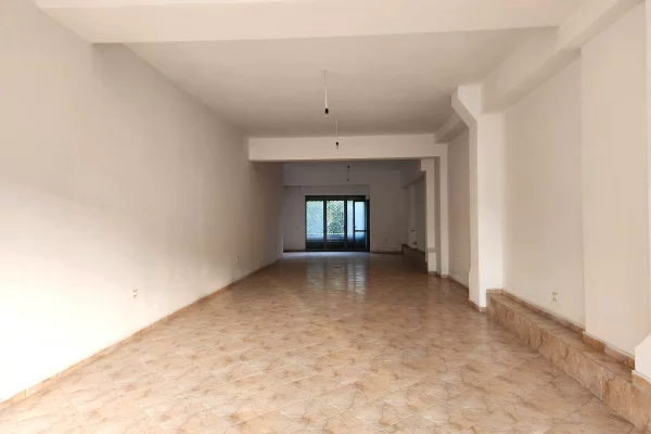 Business Property in Sale 1+1 in Vlora - 110,000 Euro