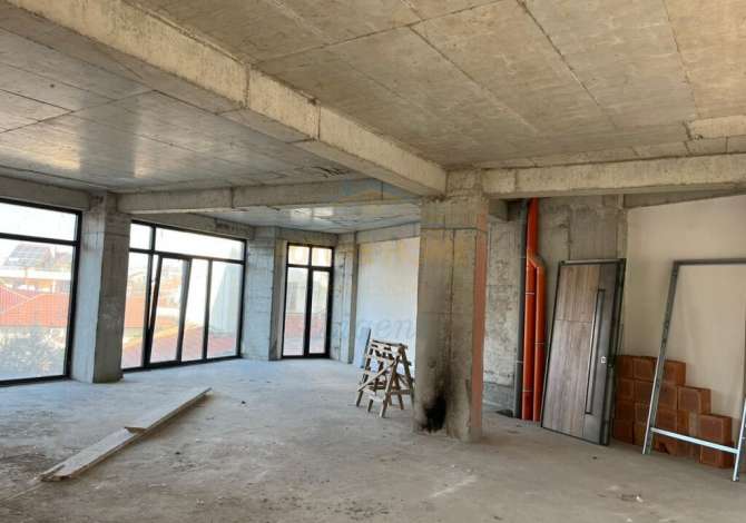 Ambient biznesi ne shitje 3+1 ne Tirane - 340,000 Euro
