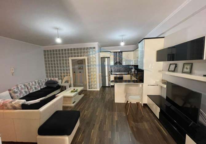 Shtepi ne shitje 2+1 ne Tirane - 220,000 Euro
