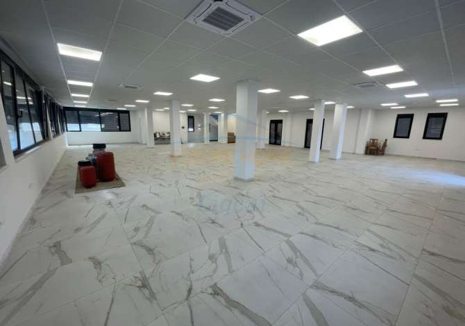 Ambient biznesi me qera 3+1 ne Tirane - 3,200 Euro